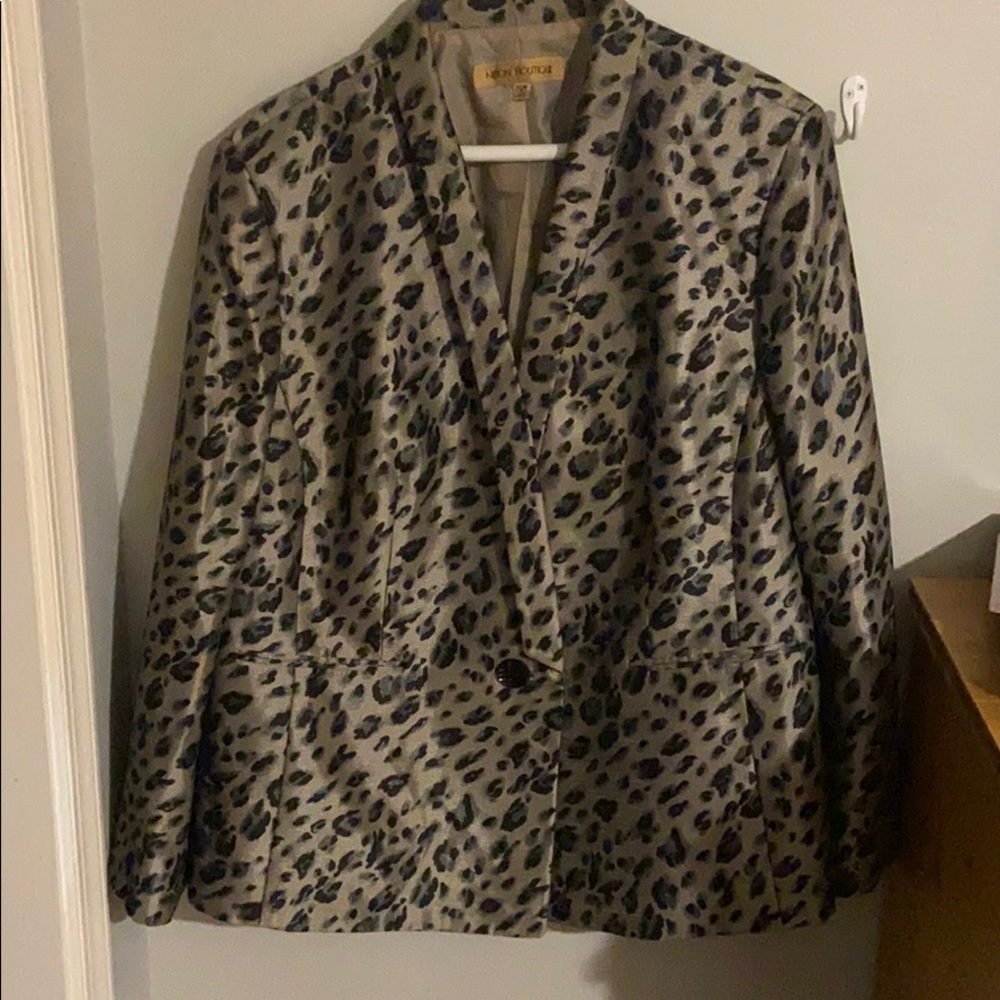 Nipon Boutique plus sized leopard print jacket